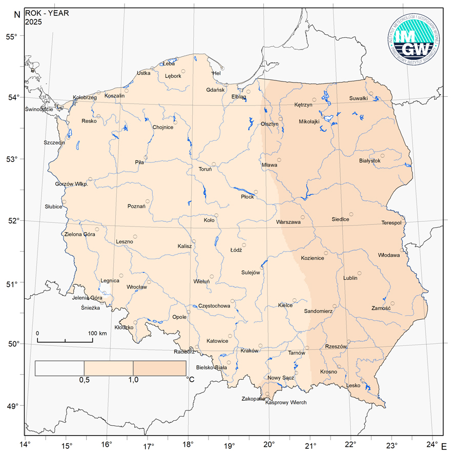 Przestrzenny rozkład anomalii średniej rocznej temperatury powietrza w 2025 r. w stosunku do normy (tj. średniej wartości wieloletniej elementu w okresie 1991-2020).